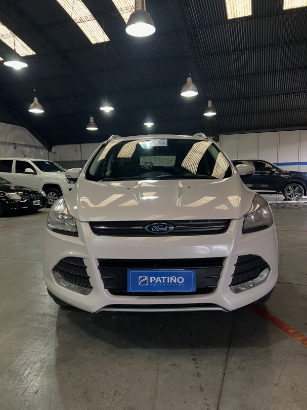 FORD KUGA SEL 1.6T 6AT AWD